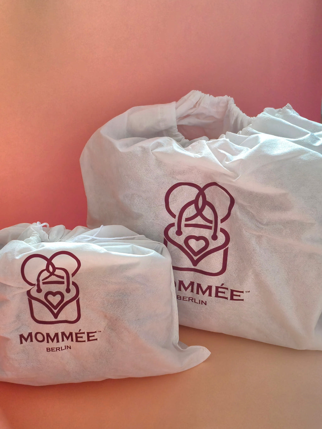 MOMMÉE First Wearers Program