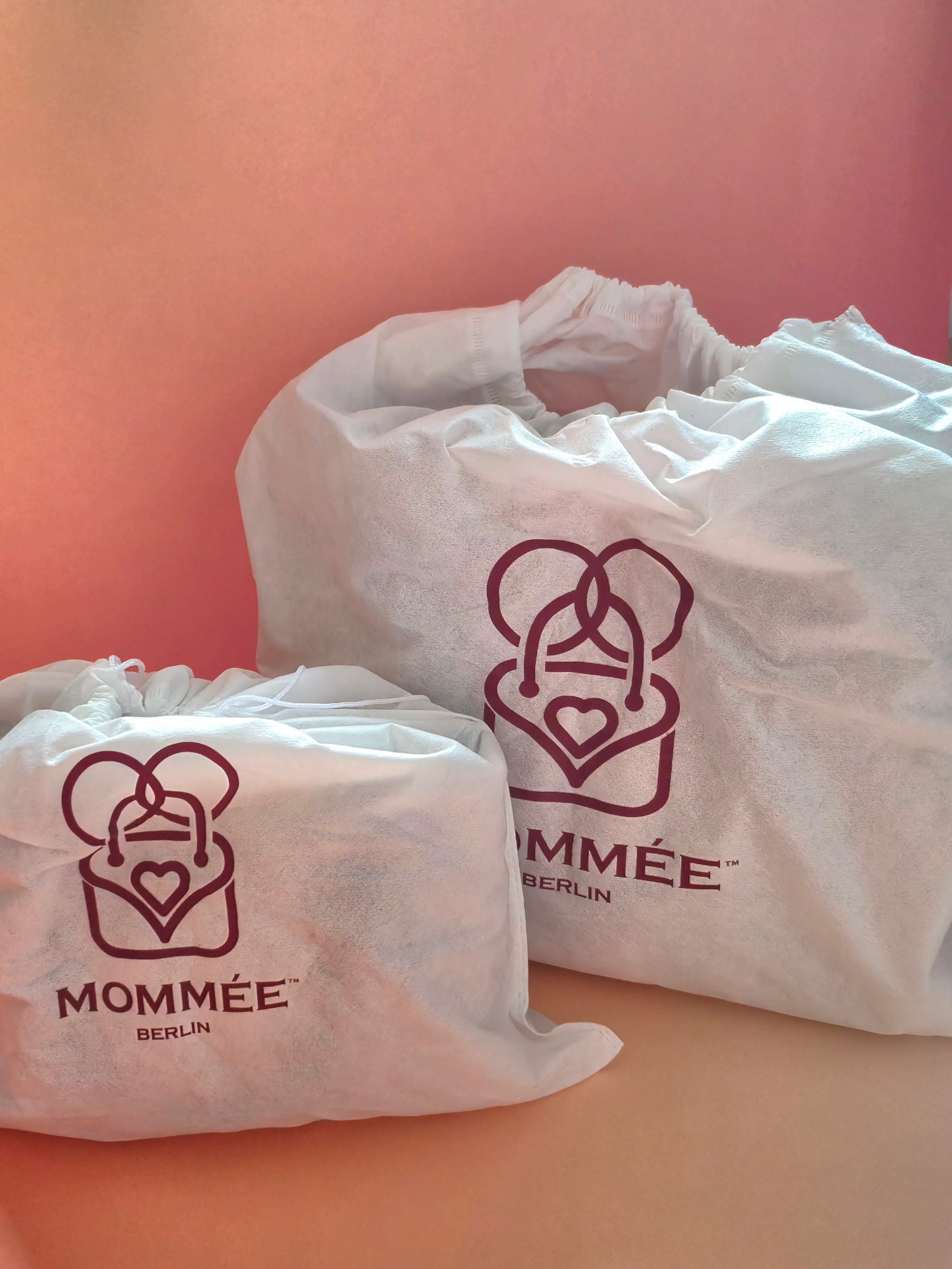 MOMMÉE First Wearers Program
